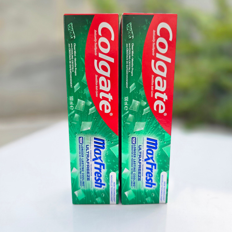 خمیردندان colgate max fresh