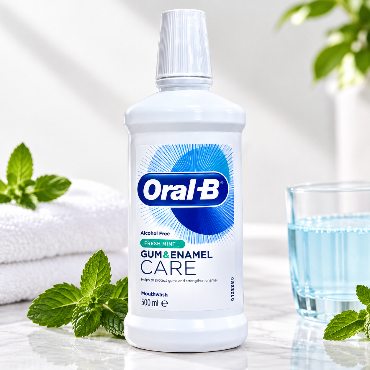 دهانشویه اورال بی مدل Gum & Enamel Care Fresh Mint حجم 500ml
